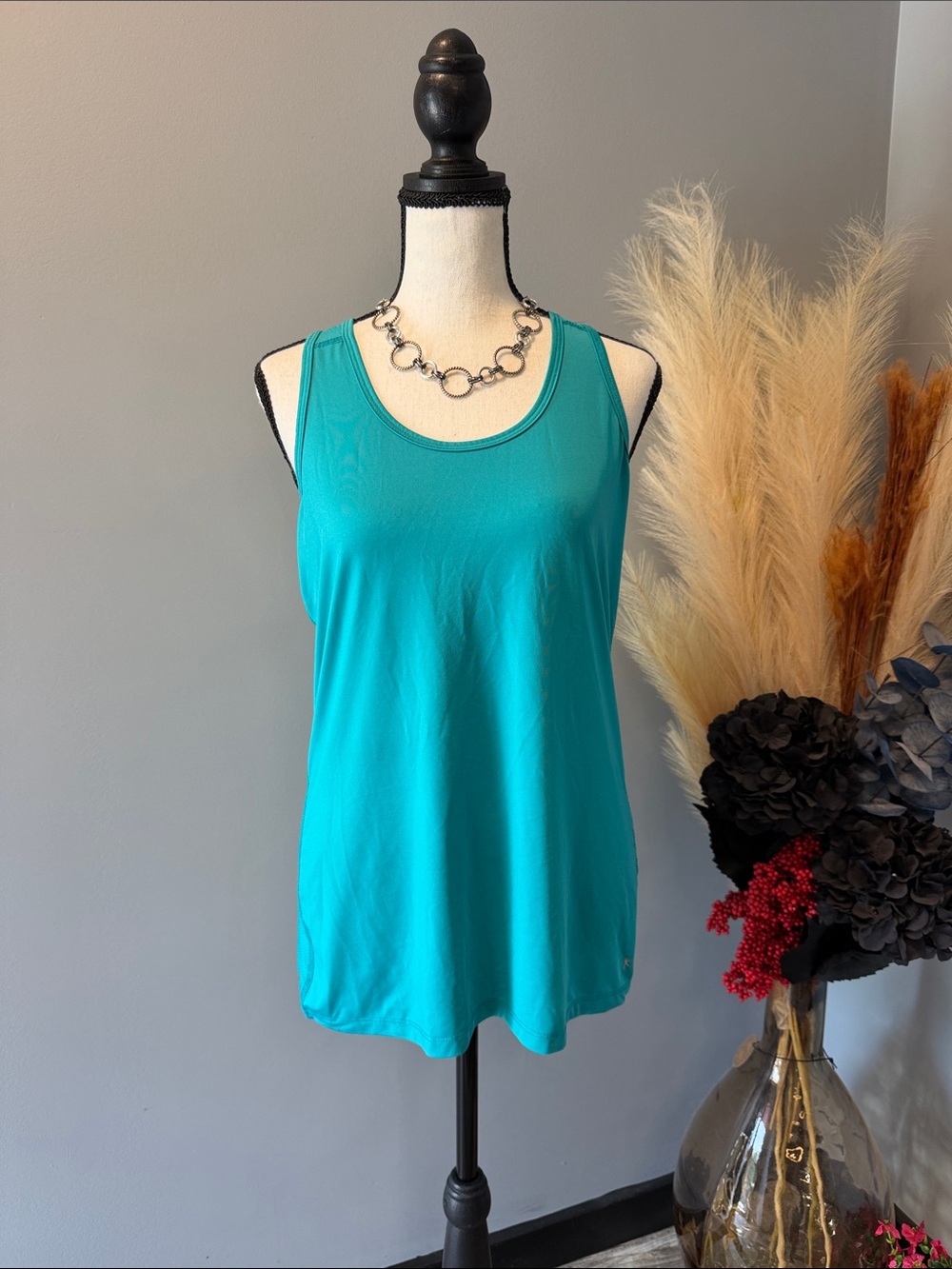 Danskin Teal Scoop Neck Tank Top